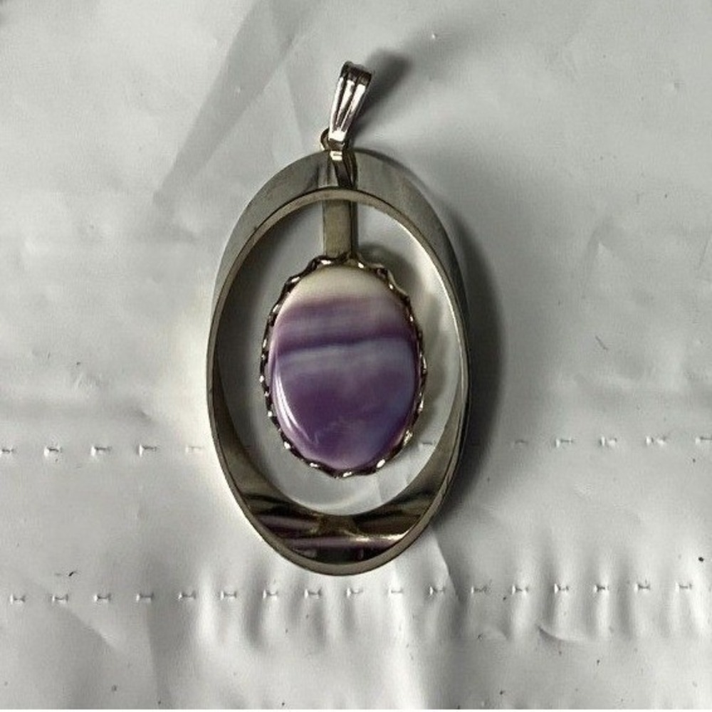 Oval Purple Banded Stone Pendant Necklace Silver Tone Chain Womens Fashion